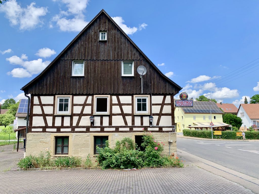 Single wohnung bad hall
